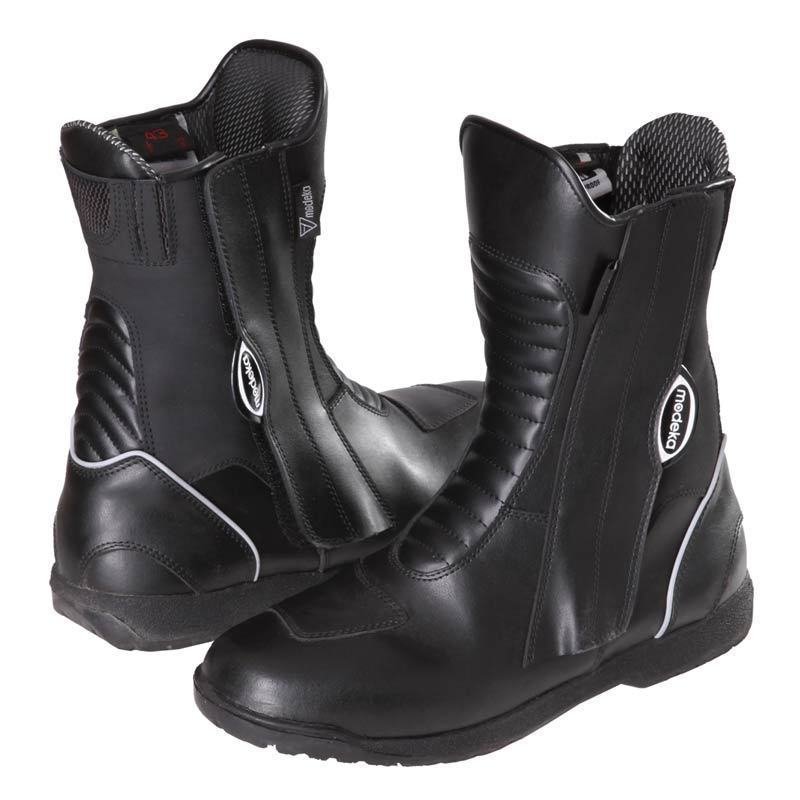 Boots/Puma